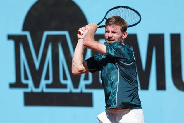 April 24, 2025, Madrid, Madrid, Spain: David Goffin of Belgium in action against Alexandre Muller of France during the Mutua Madrid Open 2025, ATP, Tennis Herren Masters 1000 and WTA, Tennis Damen 1000 tennis tournament, celebrated at Caja Magica on April 24, 2025 in Madrid, Spain. Madrid Spain - ZUMAa181 20250424_zaa_a181_174 Copyright: xIrinaxR.xHipolitox