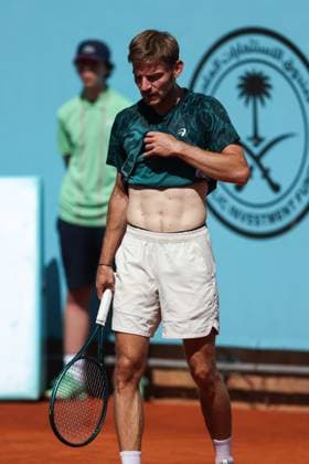 April 24, 2025, Madrid, Madrid, Spain: David Goffin of Belgium gestures against Alexandre Muller of France during the Mutua Madrid Open 2025, ATP, Tennis Herren Masters 1000 and WTA, Tennis Damen 1000 tennis tournament, celebrated at Caja Magica on April 24, 2025 in Madrid, Spain. Madrid Spain - ZUMAa181 20250424_zaa_a181_184 Copyright: xIrinaxR.xHipolitox