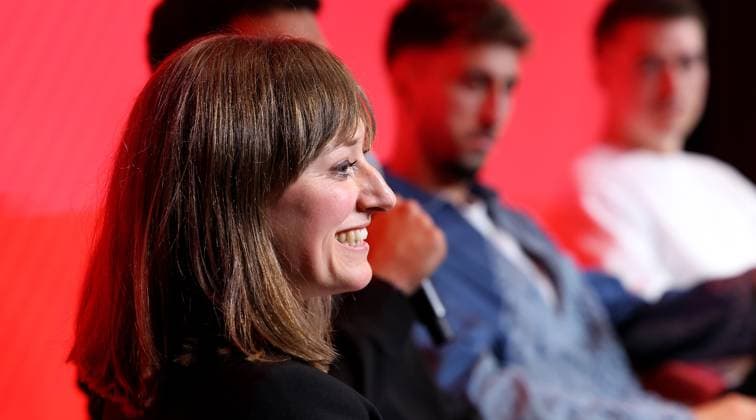 BAU 24 04 2025 Stuttgart Football Talk Format Bundesliga meets grassroots, referee Melissa Joos