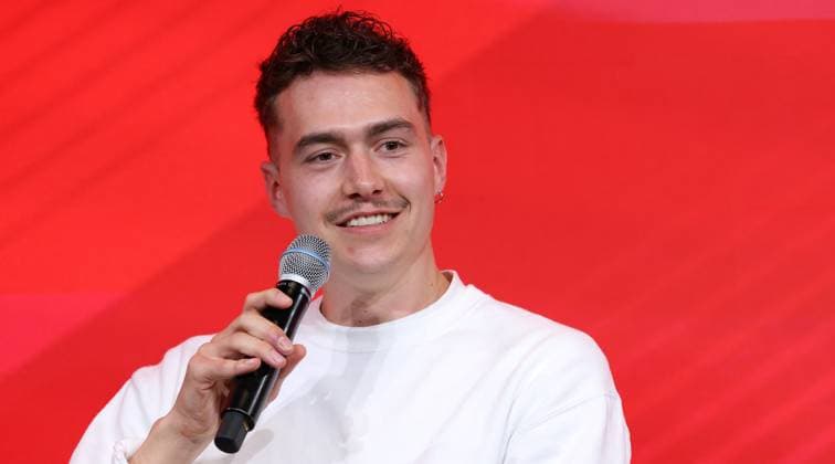BAU 24 04 2025 Stuttgart Football Talk Format Bundesliga meets Basis , Leon Pachonick Captain ABV Stuttgart