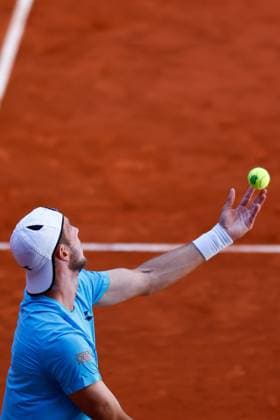 April 24, 2025, Madrid, Madrid, Spain: Jan-Lennard Struff of Germany plays against Botic van de Zandschulp of the Netherlands during the Mutua Madrid Open 2025, ATP, Tennis Herren Masters 1000 and WTA, Tennis Damen 1000 tennis tournament, celebrated at Caja Magica on April 24, 2025 in Madrid, Spain. Madrid Spain - ZUMAa181 20250424_zaa_a181_232 Copyright: xDennisxAgyemanx