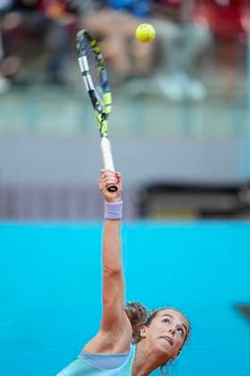April 24, 2025, Madrid, Madrid, Spain: Lucia Bronzetti of Italy in action against Madison Keys of USA during the Mutua Madrid Open 2025, ATP, Tennis Herren Masters 1000 and WTA, Tennis Damen 1000 tennis tournament, celebrated at Caja Magica on April 24, 2025 in Madrid, Spain. Madrid Spain - ZUMAa181 20250424_zaa_a181_269 Copyright: xOscarxJ.xBarrosox