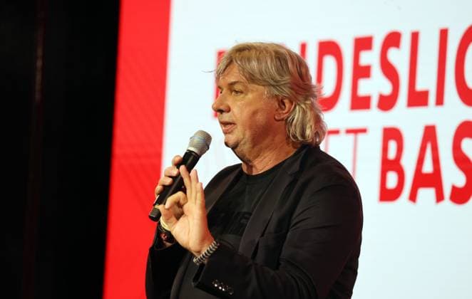 24 04 25 Talk Format Bundesliga meets Basis Germany, Stuttgart, 24 04 2025, Football, Bundesliga, VfB Stuttgart, Talk Format Bundesliga meets Basis Ronny Zimmermann First Vice President DFB