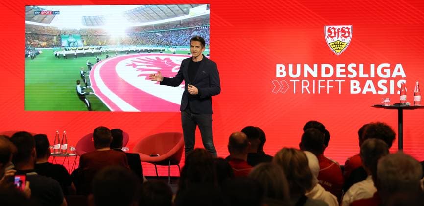 24 04 25 Talk Format Bundesliga meets Basis Germany, Stuttgart, 24 04 2025, Football, Bundesliga, VfB Stuttgart, Talk Format Bundesliga meets Basis Deniz Ayketin Referee