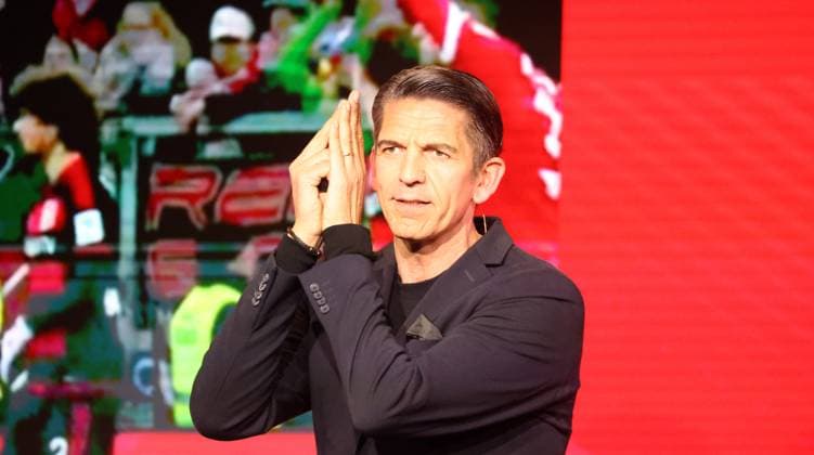 24 04 25 Talk Format Bundesliga meets Basis Germany, Stuttgart, 24 04 2025, Football, Bundesliga, VfB Stuttgart, Talk Format Bundesliga meets Basis Deniz Ayketin Referee