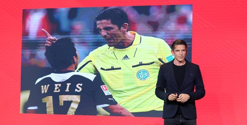 24 04 25 Talk Format Bundesliga meets Basis Germany, Stuttgart, 24 04 2025, Football, Bundesliga, VfB Stuttgart, Talk Format Bundesliga meets Basis Deniz Ayketin Referee
