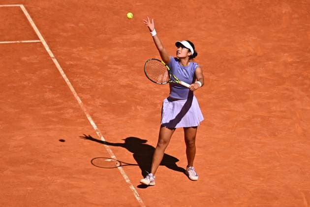 Mutua Madrid Open - Madrid Alexandra Ella (PHI) during her first round match at the Mutua Madrid Open in Madrid , Spain, on April, 24, 2025. Photo by Corinne Dubreuil ABACAPRESS.COM Madrid Spain  Copyright: xDubreuilxCorinne ABACAx