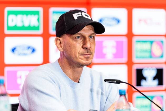 1 FC Köln Press Conference 25 04 2025 Gerhard Struber Coach 1 FC Köln Press Conference 1 FC Köln Köln, RheinEnergiestadion, 25 04 2025 Copyright: xBEAUTIFULxSPORTS Wunderlx