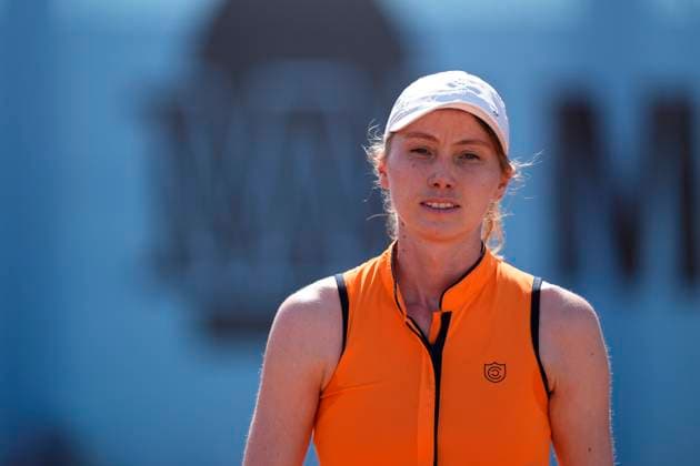 April 25, 2025, Madrid, Madrid, Spain: Cristina Bucsa of Spain in action against Veronika Kudermetova of Russia during the Mutua Madrid Open 2025, ATP, Tennis Herren Masters 1000 and WTA, Tennis Damen 1000 tennis tournament, celebrated at Caja Magica on April 25, 2025 in Madrid, Spain. Madrid Spain - ZUMAa181 20250425_zaa_a181_075 Copyright: xOscarxJ.xBarrosox
