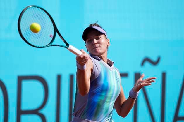 April 25, 2025, Madrid, Spain: VERONIKA KUDERMETOVA of Russia in action against Cristina Bucsa of Spain during the Mutua Madrid Open 2025, ATP, Tennis Herren Masters 1000 and WTA, Tennis Damen 1000 tennis tournament, celebrated at Caja Magica in Madrid, Spain. Kudermetova won 4:6, 7:6, 7:5. Madrid Spain - ZUMAa181 20250425_zaa_a181_062 Copyright: xOscarxJ.xBarrosox