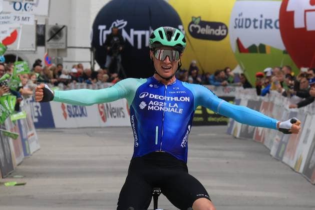 Tour des Alpes 2025 - UCI Cycling Race Tour of the Alps Pierre Teyssot MAXPPP ; Tour des Alpes 2025 - UCI Cycling Race Tour of the Alps. Lienz, Austria on April 25, 2025. Stage 5, 112.2 km from Lienz to Lienz. Nicolas Prodhomme (FRA) wins ahead of Paul Seixas (FRA) Decathlon AG2R La Mondiale. Nicolas Prodhomme (FRA) wins Pierre Teyssot Maxppp Lienz Lienz Osttirol Austria  Copyright: xMAXPPPxPierrexTeyssotx TEP65065 TEP65065