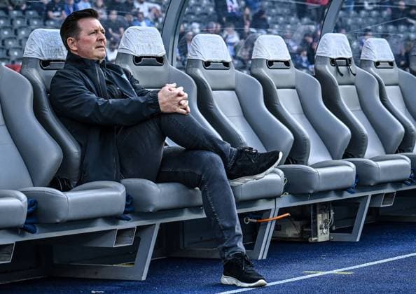 Fussball 2.Bundesliga, Hertha BSC Berlin - 1.FC Magdeburg 25.04.2025, xdanx, Fussball 2.Bundesliga, Hertha BSC Berlin - 1.FC Magdeburg v.l.Christian Titz (1.FC Magdeburg Trainer) (DFL DFB REGULATIONS PROHIBIT ANY USE OF PHOTOGRAPHS as IMAGE SEQUENCES and or QUASI-VIDEO) Daniel Lakomski Mix1Press Berlin Olympiastadion Berlin Deutschland (DEU) *** Soccer 2 Bundesliga, Hertha BSC Berlin 1 FC Magdeburg 25 04 2025, xdanx, Soccer 2 Bundesliga, Hertha BSC Berlin 1 FC Magdeburg v l Christian Titz 1 FC Magdeburg Trainer DFL DFB REGULATIONS PROHIBIT ANY USE OF PHOTOGRAPHS as IMAGE SEQUENCES and or QUASI VIDEO Daniel Lakomski Mix1Press Berlin Olympiastadion Berlin Germany DEU Copyright: xDanielxLakomskix