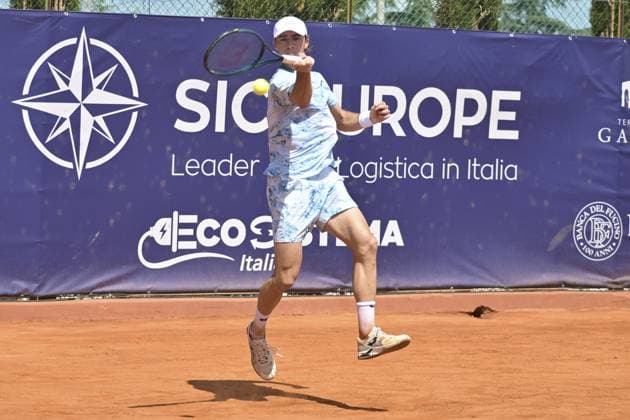 Lukas Neumayer (AUT) in action during the semi-final match of ATP, Tennis Herren Roma Garden Open against Vilius Gaubas (LTU) at Tennis Club Garden on April 25, 2025 in Rome, Italy  Copyright: xRobertoxBettacchi IPAxSportx xipa-agency.netx xx IPA_56885139 IPA_Agency_IPA56885139