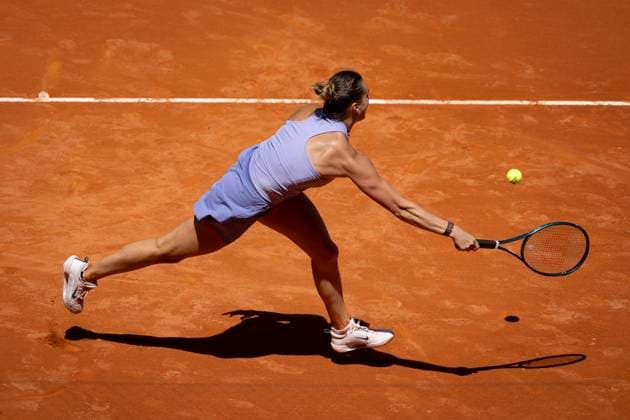 Mutua Madrid Open 2025 Aryna Sabalenka of Belarus chases the ball against Anna Blinkova during the second round match of the Mutua Madrid Open 2025 tournament celebrated at La Caja Magica on April 25, 2025 in Madrid, Spain. Madrid La Caja Magica Madrid Spain Copyright: xAlbertoxGardinx AGardin_20250425_Mutua_Madrid_Open_10221