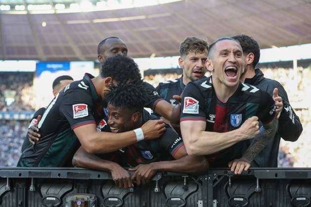 25 04 2025, xtgx, Soccer 2 Bundesliga, Hertha BSC Berlin 1 FC Magdeburg emspor, v l jubilation after the 0 1 by Lubambo Musonda Magdeburg, 19 DFL DFB REGULATIONS PROHIBIT ANY USE OF PHOTOGRAPHS as IMAGE SEQUENCES and or QUASI VIDEO Berlin