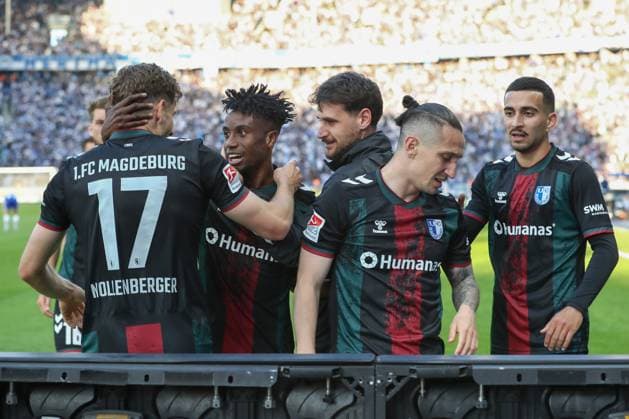 25 04 2025, xtgx, Soccer 2 Bundesliga, Hertha BSC Berlin 1 FC Magdeburg emspor, v l jubilation after the 0 1 by Lubambo Musonda Magdeburg, 19 DFL DFB REGULATIONS PROHIBIT ANY USE OF PHOTOGRAPHS as IMAGE SEQUENCES and or QUASI VIDEO Berlin