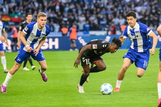 in the picture from l Michael Cuisance Hertha BSC, 27 , Lubambo Musonda 1 FC Magdeburg, 19 , Ibrahim Maza Hertha BSC, 10 , duel, action, fight, fights for the ball, GER, Berlin, Football, Hertha BSC vs 1 FC Magdeburg, DFB, Bundesliga, Season 2024 2025, DFB DFL REGULATIONS PROHIBIT ANY USE OF PHOTOGRAPHS AS IMAGE SEQUENCES AND OR QUASI VIDEO, 25 04 2025 Copyright: HMBxMedia UwexKoch