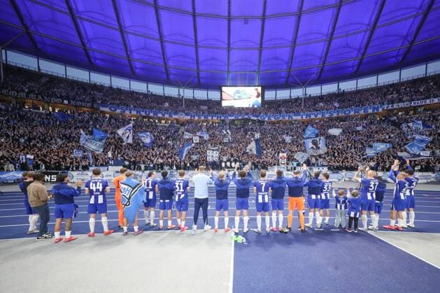 25 04 2025, xtgx, Soccer 2 Bundesliga, Hertha BSC Berlin 1 FC Magdeburg emspor, v l Berlin in front of their fans DFL DFB REGULATIONS PROHIBIT ANY USE OF PHOTOGRAPHS as IMAGE SEQUENCES and or QUASI VIDEO Berlin