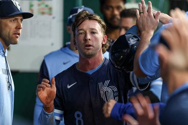 MLB, Baseball Herren, USA 2025: Astros Vs Royals APR 25 April 25, 2025: Kansas City Royals left fielder Drew Waters (8) celebrates scoring a run with teammates during the fifth inning against the Houston Astros at Kauffman Stadium in Kansas City, MO. David Smith CSM (Credit Image: Â David Smith Cal Media) Kansas City Mo United States of America EDITORIAL USE ONLY Copyright: xx ZUMA-20250425_zma_c04_023.jpg DavidxSmithx csmphotothree378180