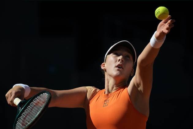 April 26, 2025, Madrid, Madrid, Spain: MIRRA ANDRo°YEVA of Russia during her match against MAGDALENA FRECH of Poland on Day Six of the Mutua Madrid Open at La Caja Magica. Madrid Spain - ZUMAd308 20250426_zsp_d308_001 Copyright: xJuanxCarlosxLucasx