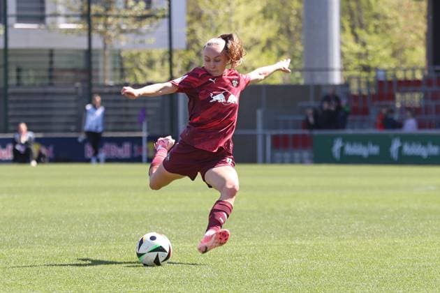 1 Bundesliga Women RB Leipzig vs SGS Essen, 26 04 25 Lou Ann Joly 6, RB Leipzig Football, Google Pixel Women Bundesliga, Season 2024 2025, 20 Matchday RB Leipzig vs SGS Essen on 26 04 25, RB Academy Cottaweg DFB REGULATIONS PROHIBIT ANY USE OF PHOTOGRAPHS AS IMAGE SEQUENCES AND OR QUASI VIDEO Copyright: xBEAUTIFULxSPORTS JanxKaeferx