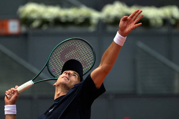 April 26, 2025, Madrid, Madrid, Spain: ALEX DE MINAUR of Australia during his match against LORENZO SONEGO of Italy on Day Six of the Mutua Madrid Open at La Caja Magica. De Minaur won 6-2, 6-3. Madrid Spain - ZUMAd308 20250426_zsp_d308_014 Copyright: xJuanxCarlosxLucasx