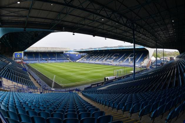 Sheffield Wednesday v Portsmouth - Sky Bet Championship A general view of Hillsborough Stadium during the Sky Bet Championship match between Sheffield Wednesday and Portsmouth in Sheffield, England, on April 26, 2025. Sheffield South Yorkshire United Kingdom  Copyright: xMIxNewsx originalFilename:fletcher-sheffiel250426_npWRY.jpg
