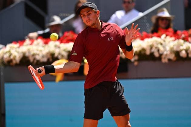 Mutua Madrid Open - Men s First Round Matteo Arnold (ITA) during his first round match at the Mutua Madrid Open in Madrid , Spain, on April, 26, 2025. Photo by Corinne Dubreuil ABACAPRESS.COM Madrid Spain  Copyright: xDubreuilxCorinne ABACAx