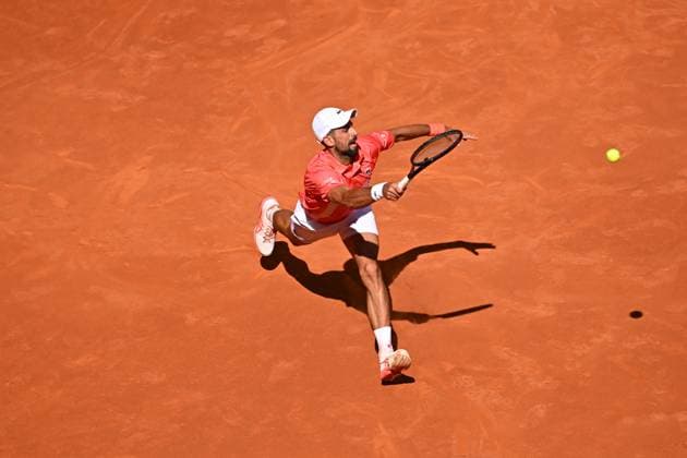 Mutua Madrid Open - Men s First Round Novak Djokovic (SRB) during his first round match at the Mutua Madrid Open in Madrid , Spain, on April, 26, 2025. Photo by Corinne Dubreuil ABACAPRESS.COM Madrid Spain  Copyright: xDubreuilxCorinne ABACAx