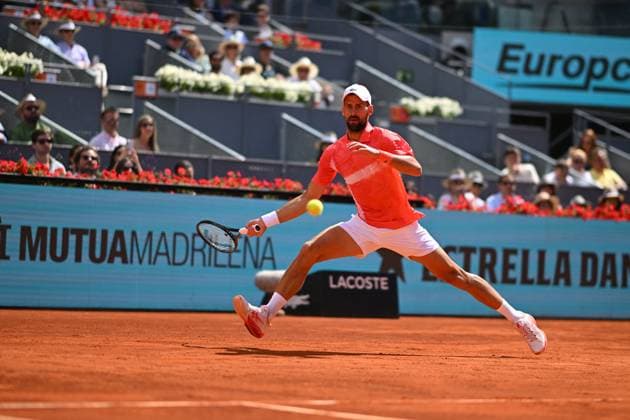 Mutua Madrid Open - Men s First Round Novak Djokovic (SRB) during his first round match at the Mutua Madrid Open in Madrid , Spain, on April, 26, 2025. Photo by Corinne Dubreuil ABACAPRESS.COM Madrid Spain  Copyright: xDubreuilxCorinne ABACAx