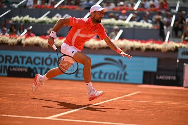 Mutua Madrid Open - Men s First Round Novak Djokovic (SRB) during his first round match at the Mutua Madrid Open in Madrid , Spain, on April, 26, 2025. Photo by Corinne Dubreuil ABACAPRESS.COM Madrid Spain  Copyright: xDubreuilxCorinne ABACAx