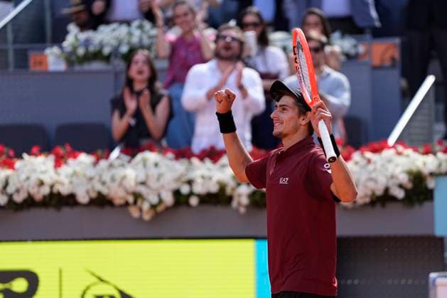 April 26, 2025, Madrid, Madrid, Spain: Matteo Arnaldi of Italy reacts after winning against Novak Djokovic of Serbia during the Mutua Madrid Open 2025, ATP, Tennis Herren Masters 1000 and WTA, Tennis Damen 1000 tennis tournament, celebrated at Caja Magica on April 26, 2025 in Madrid, Spain. Madrid Spain - ZUMAa181 20250426_zaa_a181_078 Copyright: xOscarxJ.xBarrosox