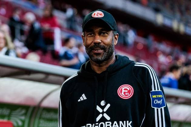 2 Soccer Bundesliga Fortuna Düsseldorf 1895 1 FC Nürnberg 26 04 2025 Daniel Thioune Coach Fortuna Düsseldorf 2 Soccer Bundesliga, Fortuna Düsseldorf 1895 1 FC Nürnberg, Düsseldorf, Merkur Spiel Arena on 26 04 2025 DFL REGULATIONS PROHIBIT ANY USE OF PHOTOGRAPHS AS IMAGE SEQUENCES AND OR QUASI VIDEO Copyright: xBEAUTIFULxSPORTS Wunderlx