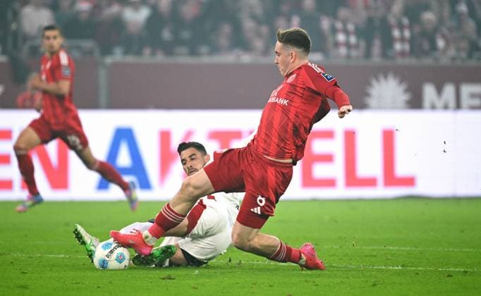 Football, 2 Bundesliga, Germany, Men, Season 2024 2025, Matchday 31, Merkur Spiel Arena Düsseldorf, Fortuna Düsseldorf FC Nürnberg Isak Bergmann Johannesson F95 , Danilo Soares FCN Action