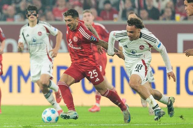 2 Soccer Bundesliga Fortuna Düsseldorf 1895 1 FC Nürnberg 26 04 2025 duel Matthias Zimmermann Fortuna Düsseldorf, 25 , Rafael Lubach 1 FC Nürnberg, 18 2 Soccer Bundesliga, Fortuna Düsseldorf 1895 1 FC Nürnberg, Düsseldorf, Merkur Spiel Arena on 26 04 2025 DFL REGULATIONS PROHIBIT ANY USE OF PHOTOGRAPHS AS IMAGE SEQUENCES AND OR QUASI VIDEO Copyright: xBEAUTIFULxSPORTS Wunderlx