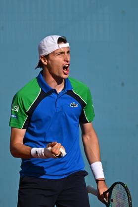 Mutua Madrid Open - Men s Second Round Ugo Humbert (FRA) during his second round match at the Mutua Madrid Open in Madrid , Spain, on April, 26, 2025. Photo by Corinne Dubreuil ABACAPRESS.COM Madrid Spain  Copyright: xDubreuilxCorinne ABACAx