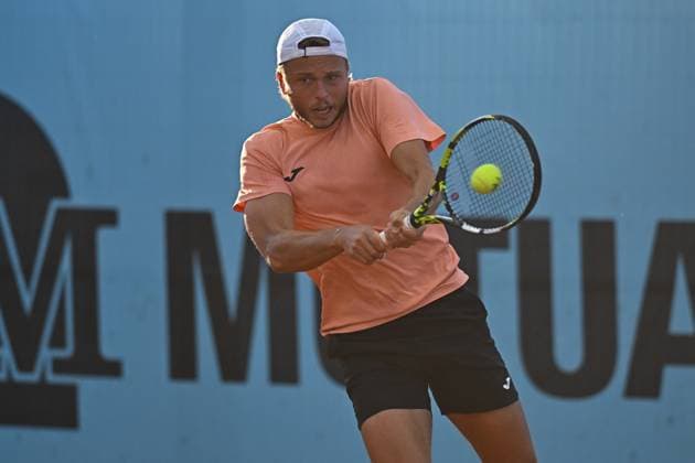 Mutua Madrid Open - Men s Second Round Alexandre Muller (FRA) during his second round match at the Mutua Madrid Open in Madrid , Spain, on April, 26, 2025. Photo by Corinne Dubreuil ABACAPRESS.COM Madrid Spain  Copyright: xDubreuilxCorinne ABACAx