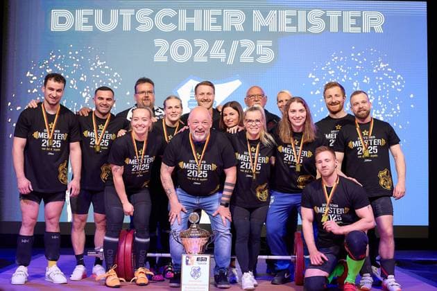 German team champion 2024 2025 the team from Athletenverein 1903 e V Speyer, winner photo GER, German team championship weightlifting, Bundesliga final in weightlifting, German team championship, 1 Bundesliga, season 2024 2025, 26 04 2025 GER, German team championship weightlifting, Bundesliga final in weightlifting, German team championship, 1 Bundesliga, season 2024 2025, 26 04 2025 Heidelberg Copyright: xEibner-Pressefoto GeraldxOelze-dexStoppanyx EP_ODS