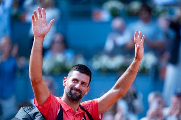 Mutua Madrid Open 2025 Novak Djokovic of Serbia greets the fans at the end of the match against Matteo Arnaldi of Italy in the Men s Singles Second Round match during the Mutua Madrid Open 2025 tournament celebrated at La Caja Magica on April 26, 2025 in Madrid, Spain. Madrid La Caja Magica Madrid Spain Copyright: xAlbertoxGardinx AGardin_20250426_Mutua_Madrid_Open_0781