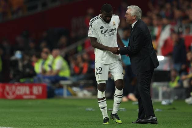 FC Barcelona, Barca Real Madrid CF. Copa del Rey. Final. Antonio Rudiger with Real Madrid head coach Carlo Ancelotti during the Copa del Rey match, Final, between FC Barcelona and Real Madrid CF played at La Cartuja Stadium on April 26, 2025 in Sevilla, Spain. kpng Copyright: xPressinphotox AP_240424_BAR_RMA_COP_099
