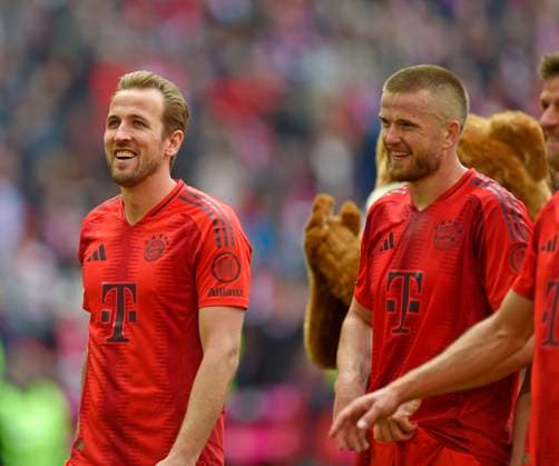 26 04 2025, Soccer 1 Bundesliga 2024 2025, 31 Matchday, FC Bayern Munich 1 FSV Mainz 05, in the Allianz Arena Munich v l Harry Kane FC Bayern Munich and Eric Dier FC Bayern Munich cheer DFL and DFB regulations prohibit any use of photographs as image sequences and or quasi video