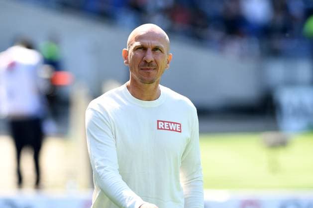 Trainer Gerhard Struber 1 FC Koeln looks on during the 2 Bundesliga match between Hannover 96 and 1 FC Köln at Heinz von Heiden Arena on April 27, 2025 in Hanover, Germany Photo by Ralf Treese DeFodi Images Trainer Gerhard Struber 1 FC Koeln looks on during the 2 Bundesliga match between Hannover 96 and 1 FC Köln at Heinz von Heiden Arena on April 27, 2025 in Hanover, Germany Photo by Ralf Treese DeFodi Images DFB DFL REGULATIONS PROHIBIT ANY USE OF PHOTOGRAPHS AS IMAGE SEQUENCES AND OR QUASI VIDEO Photo by Ralf Treese DeFodi Images