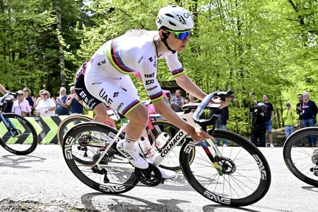 Slovenian Tadej Pogacar of UAE Team Emirates pictured in action during the men elite race of the Liege-Bastogne-Liege one day cycling event, 252km from Liege, over Bastogne to Liege, Sunday 27 April 2025. MAARTENxSTRAETEMANS  x121980124x