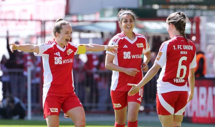 Celine Frank cheers after 6 1 with Dina Orschmann, Nele Bauereisen joy emotion jubilation Sport Football Soccer 2 Bundesliga Women Women Season 2024 2025 27 04 2025 1 FC Union Berlin vs Borussia Mönchengladbach BMG DFL regulations prohibit any use of photographs as image sequences and or quasi video