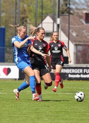 27 04 2025 Soccer Season 2024 2025 2 Women Soccer Bundesliga 23 Matchday 1 FC Nürnberg FCN Club Clubfrauen SV Meppen Sportfoto Zink DaMa xdaxmax Nina Rolfes 3, SV Meppen Medina Desic 10, 1 FC Nürnberg FCN