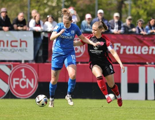 27 04 2025 Soccer Season 2024 2025 2 Women Soccer Bundesliga 23 Matchday 1 FC Nürnberg FCN Club Clubfrauen SV Meppen Sportfoto Zink DaMa xdaxmax Lara Hohm 16, SV Meppen Luisa Guttenberger 4, 1 FC Nürnberg FCN