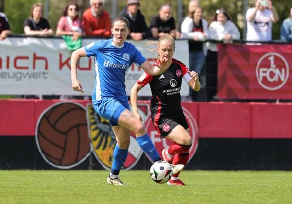 27 04 2025 Soccer Season 2024 2025 2 Women Soccer Bundesliga 23 Matchday 1 FC Nürnberg FCN Club Clubfrauen SV Meppen Sportfoto Zink DaMa xdaxmax Lara Hohm 16, SV Meppen Luisa Guttenberger 4, 1 FC Nürnberg FCN