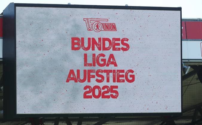 Scoreboard Union womens team promoted to 1 Bundesliga Promoted team promoted Sports Football Soccer 2 Bundesliga Women Women Season 2024 2025 27 04 2025 1 FC Union Berlin vs Borussia Mönchengladbach BMG DFL regulations prohibit any use of photographs as image sequences and or quasi video