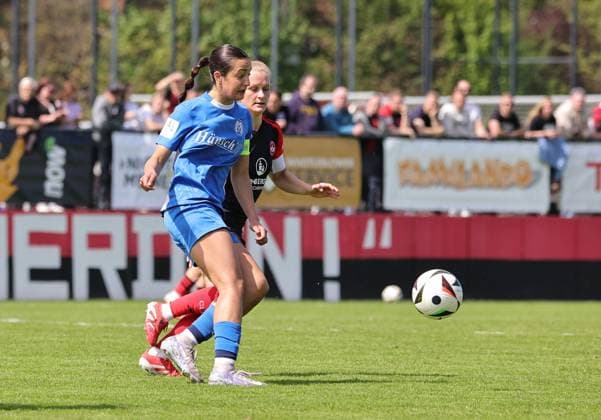 27 04 2025 Soccer Season 2024 2025 2 Women Soccer Bundesliga 23 Matchday 1 FC Nürnberg FCN Club Clubfrauen SV Meppen Sportfoto Zink DaMa xdaxmax Selma Licina 18, SV Meppen Luisa Guttenberger 4, 1 FC Nürnberg FCN