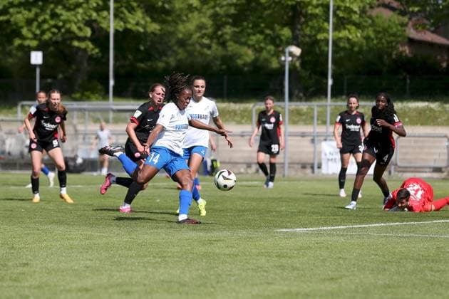 27 04 2025, Women, Soccer, Season 2024 2025, 2 Women Bundesliga, Matchday 23 Eintracht Frankfurt II SC Sand Paige Alicia Bailey Gayle 14, SC Sand Frankfurt am Main Stadion am Brentanobad Hessen Germany